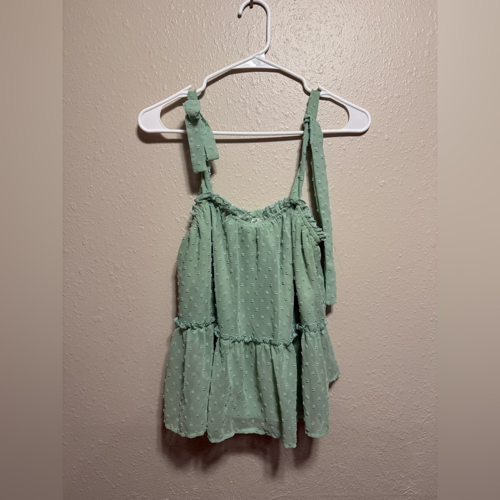 Altar'd State Mint Green Sleeveless Blouse